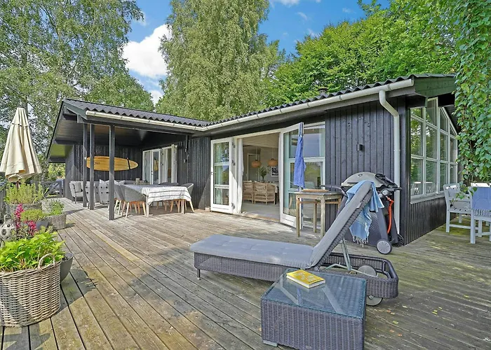 Summer House Idyll Near Forest And Casa vacanze